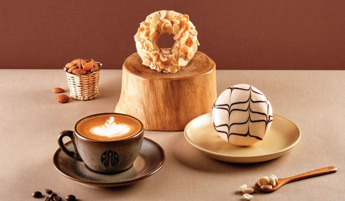 Barista-Ahli-dan-Mesin-Kopi-Canggih